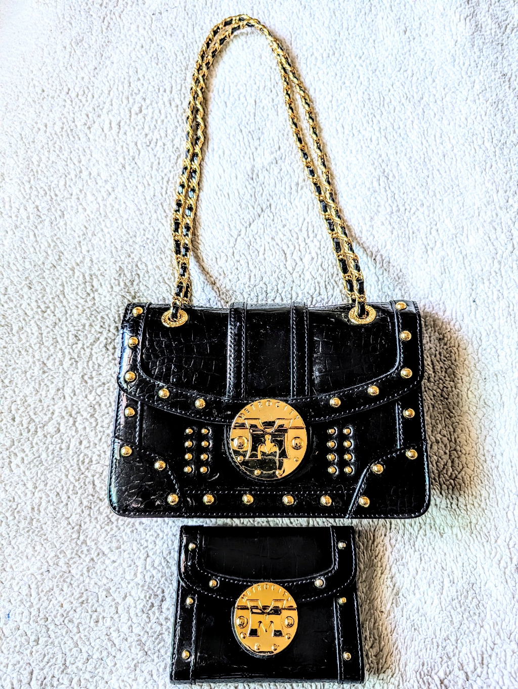 Metro City Black Patent Leather Chain-Handle Crossbody Set With Wallet Excellent